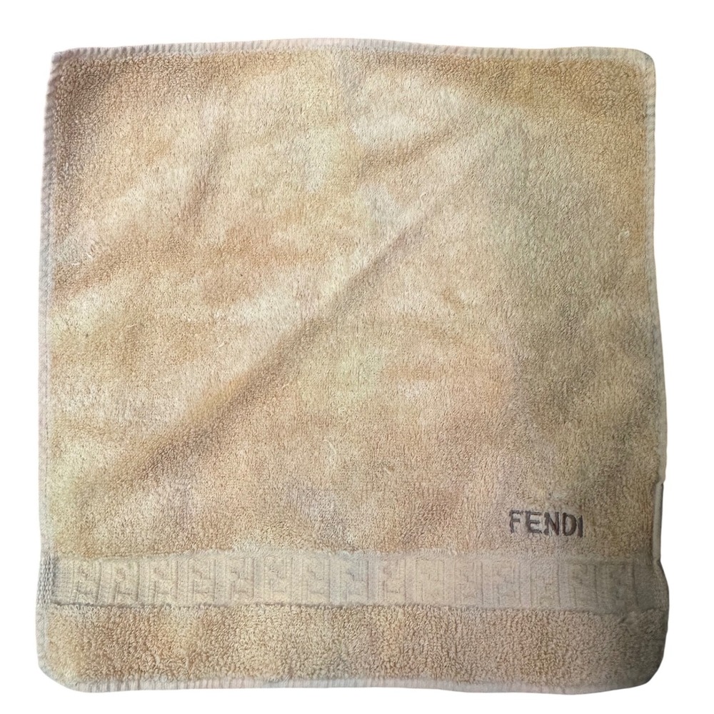 Fendi Face Towel Beige FF Logo Jacquard Terry Cotton Luxury Beach‎ Bath Spa